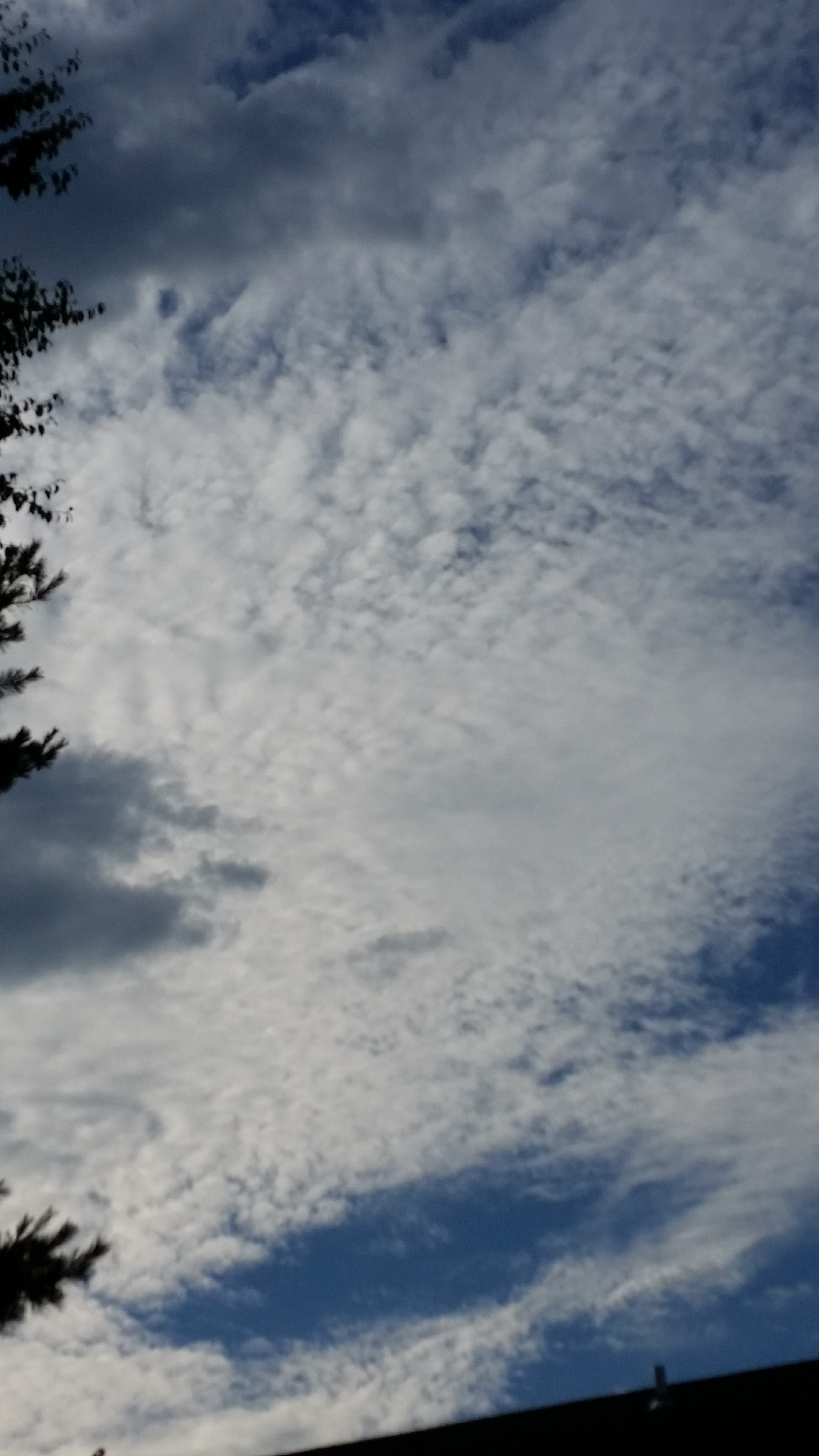 clouds ski