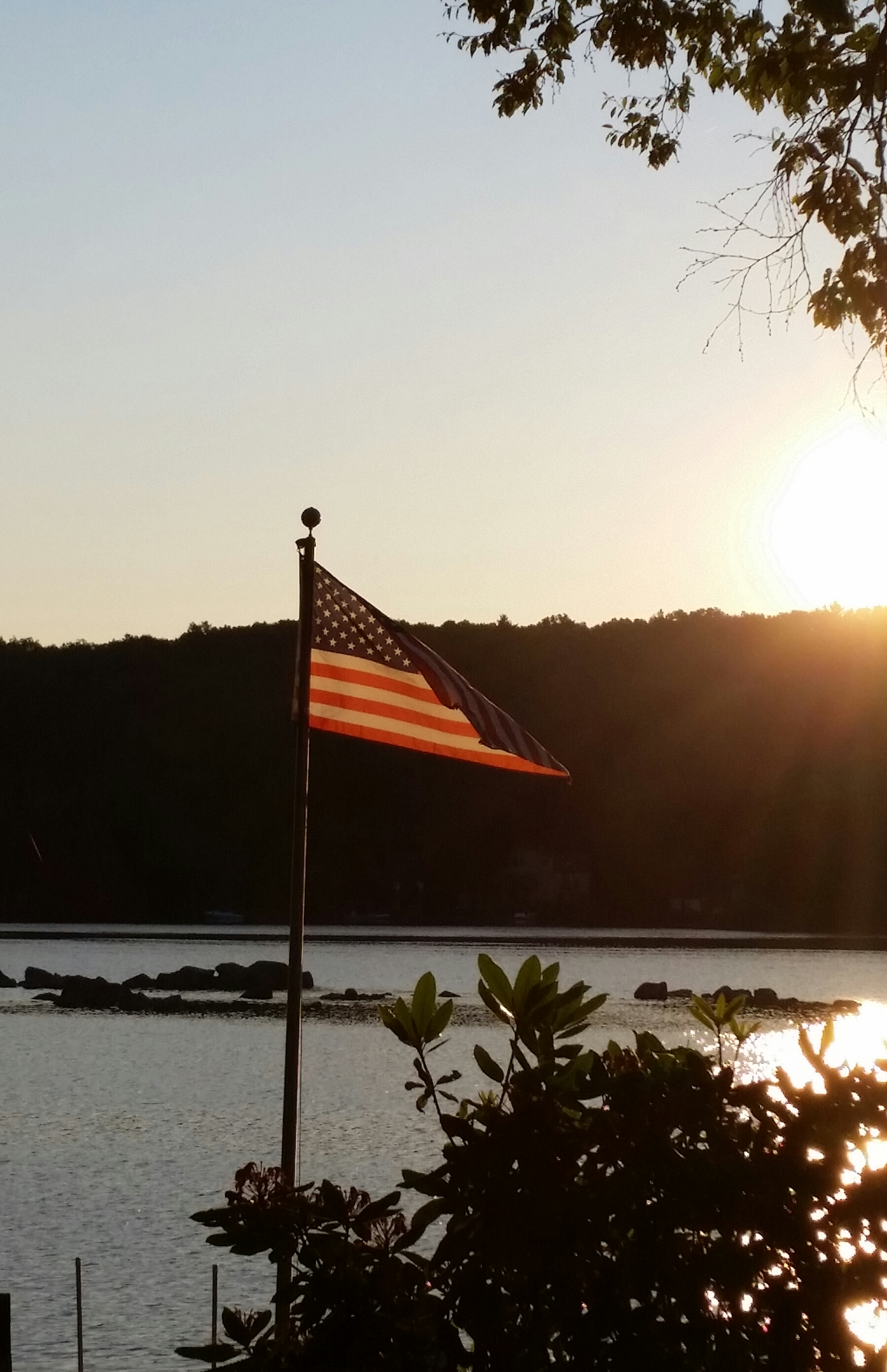 flag lake sun