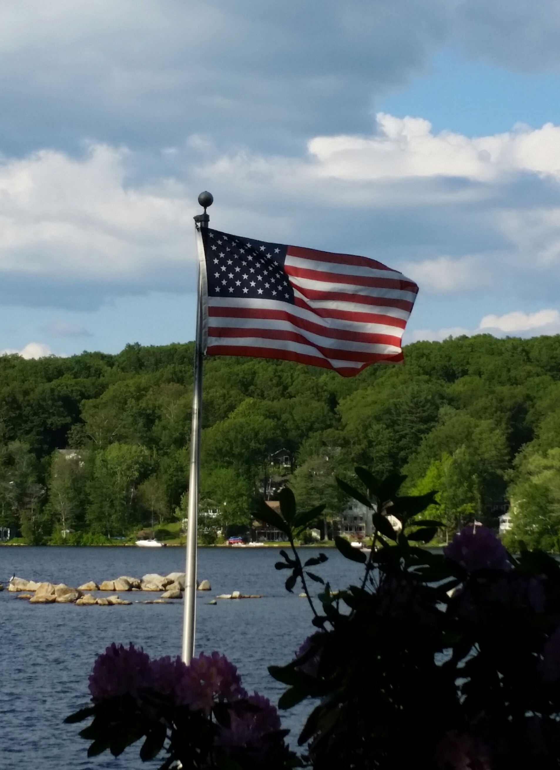 flag lake